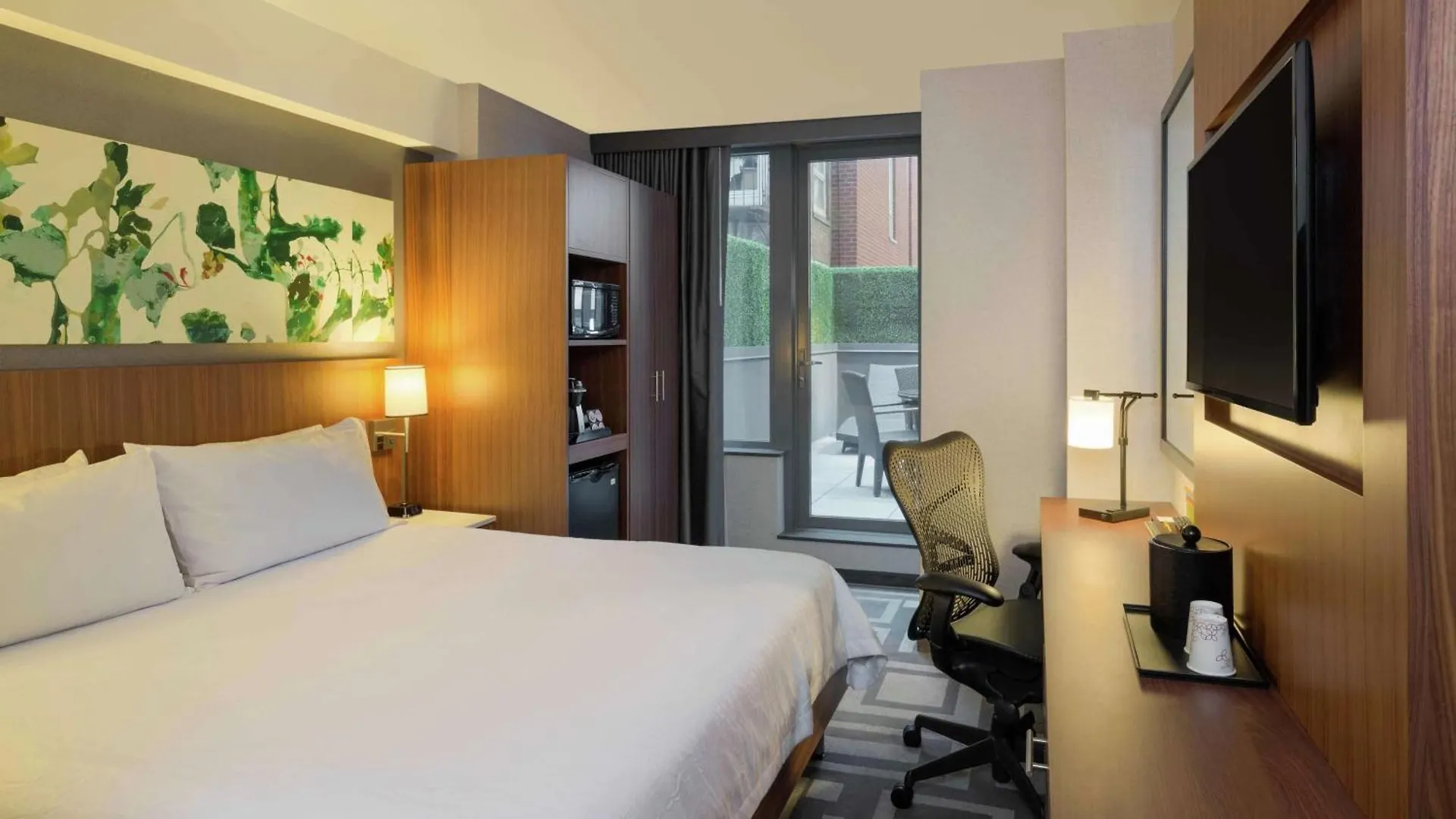 Hilton Garden Inn New York Central Park South-Midtown West 3*,
