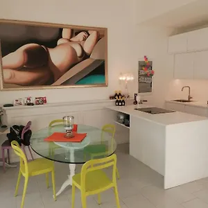 appartamento-a-20-mt-dal-mare-calambrone.it-tuscanyhotel.com/